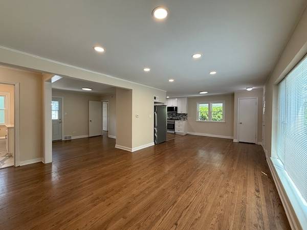 318 S Hale ST, Palatine, IL 60067