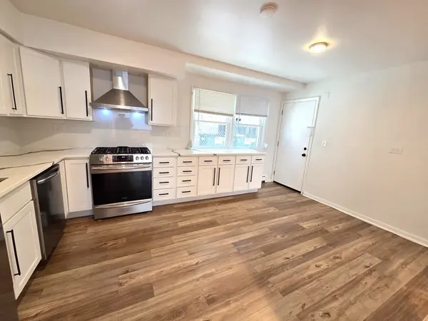 6921 N Ashland BLVD #1B, Chicago, IL 60626