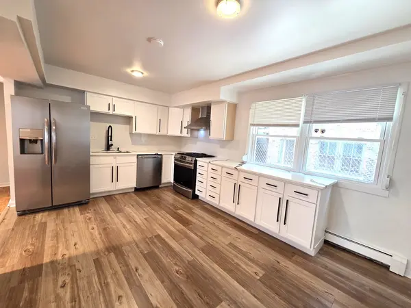 6921 N Ashland BLVD #1B, Chicago, IL 60626