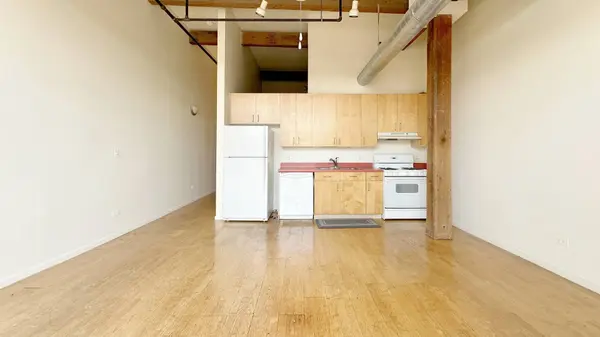 3500 S Sangamon ST #404, Chicago, IL 60609