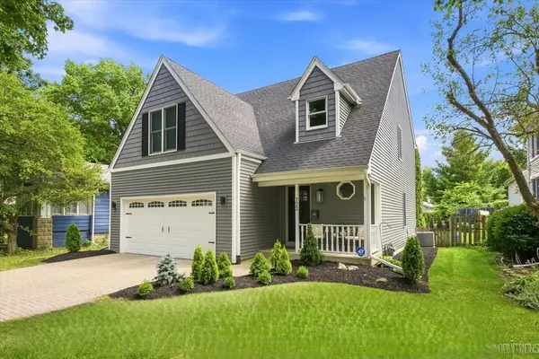 722 Center ST, Geneva, IL 60134
