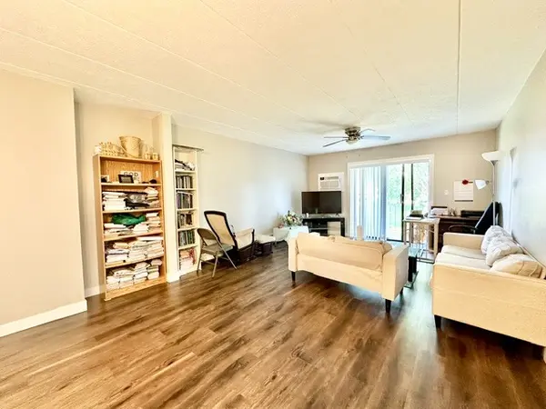 264 E Bailey RD #H, Naperville, IL 60565