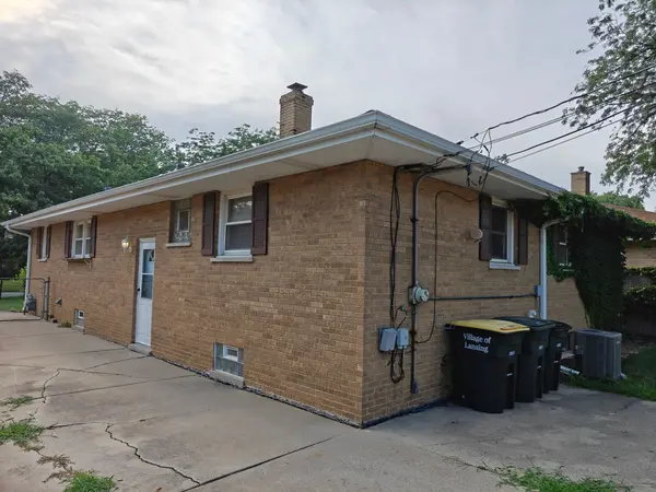 17717 Bernadine ST, Lansing, IL 60438