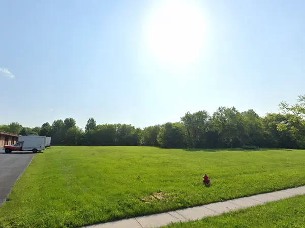 1782 Cumberland Pkwy, Algonquin, IL 60102