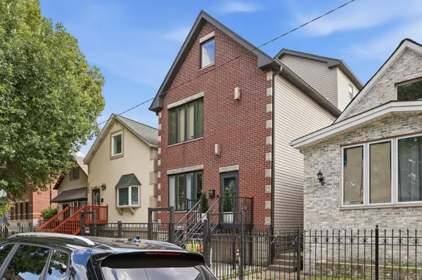 539 W 44th PL, Chicago, IL 60609