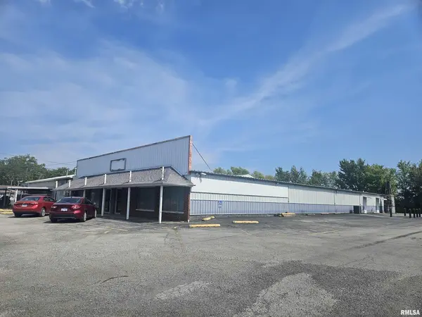 1522 N MAIN ST #1, Benton, IL 62812