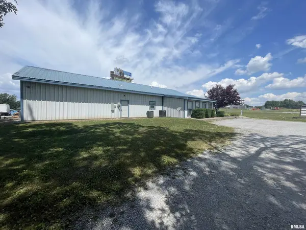1808 CLARK ST, Carterville, IL 62918