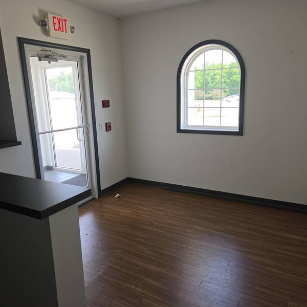 4110 S Water Tower PL, Mt Vernon, IL 62864
