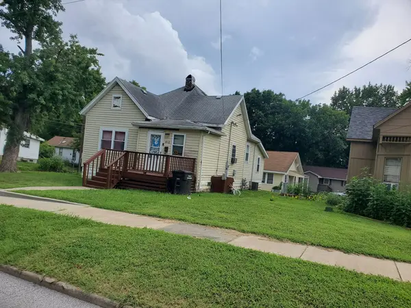 410 W SYCAMORE ST, Carbondale, IL 62901