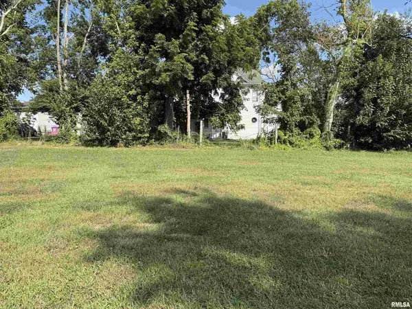 1008 W MAIN ST, Marion, IL 62959