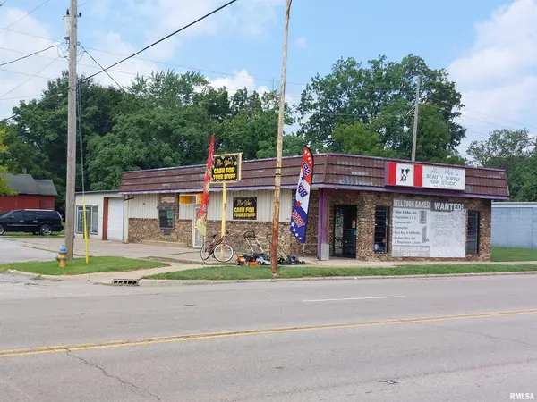 823 S 10TH ST, Mt Vernon, IL 62864
