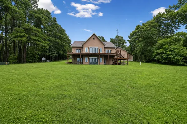 1115 HILLTOP LN, Simpson, IL 62985