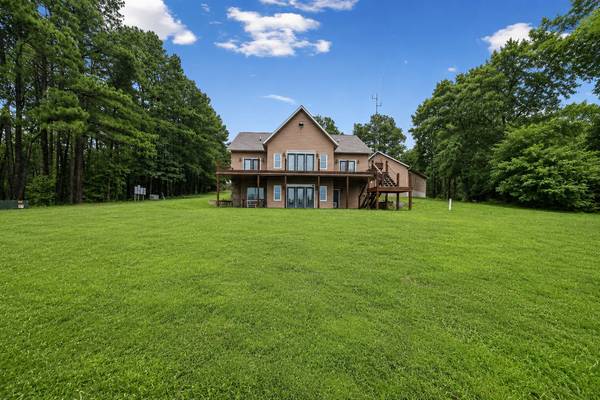 1115 HILLTOP LN, Simpson, IL 62985