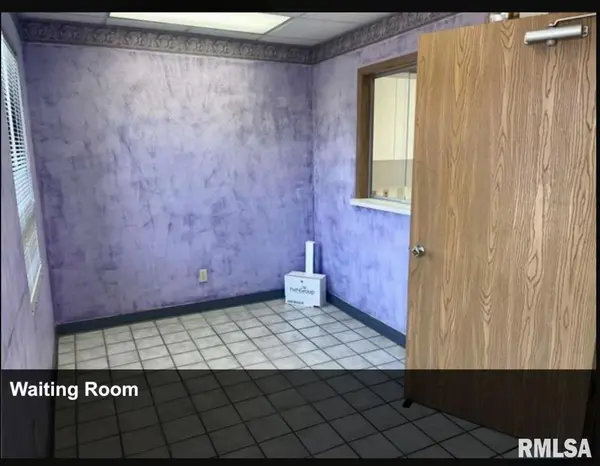 1009 S 42ND ST #Suite 1, Mt Vernon, IL 62864