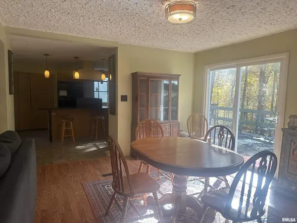 138 Worthen RD, Murphysboro, IL 62966