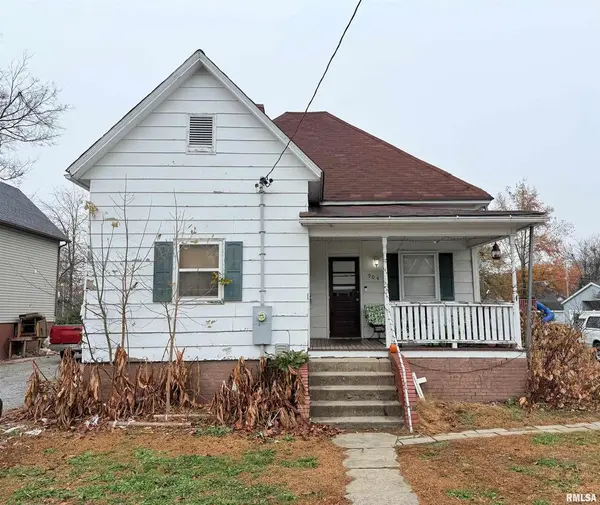 504 W SOUTH ST, Harrisburg, IL 62946