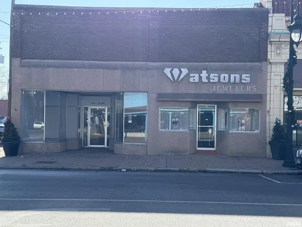 128 & 130 E MAIN ST, West Frankfort, IL 62896