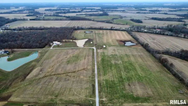 0000 N Puckett LN, Mt Vernon, IL 62864