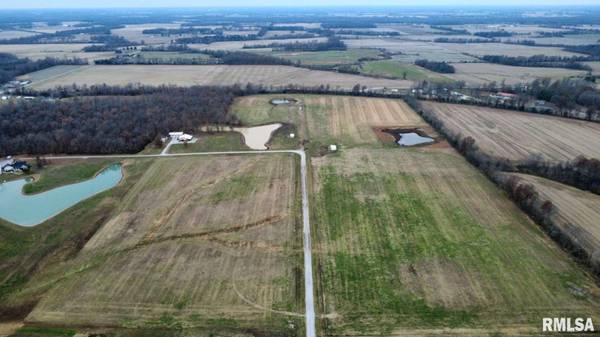 0000 N Puckett LN, Mt Vernon, IL 62864