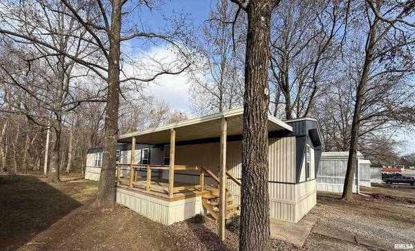 193 OAK VALLEY DR, Carbondale, IL 62901