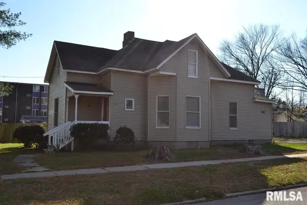 701 W CHERRY ST #1, Carbondale, IL 62901