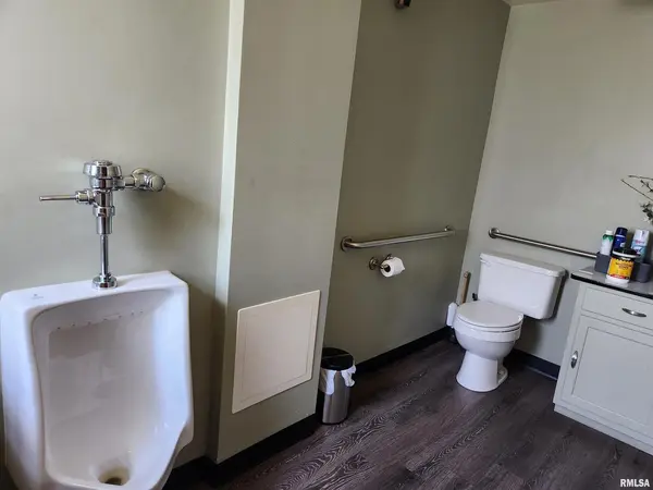 815-9 BROADWAY ST #9, Mt Vernon, IL 62864