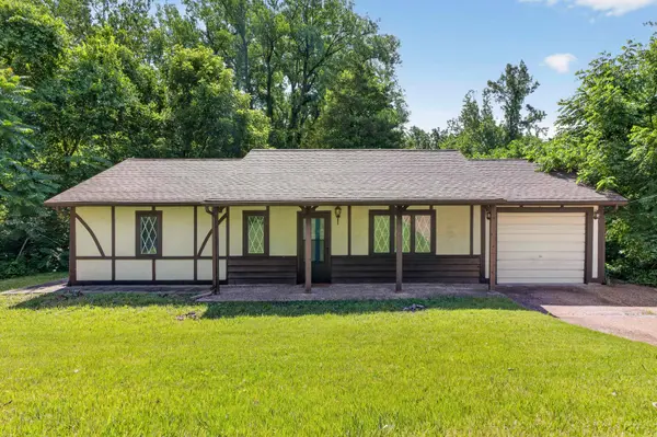 12 EDGEWOOD LN, Belleville, IL 62223
