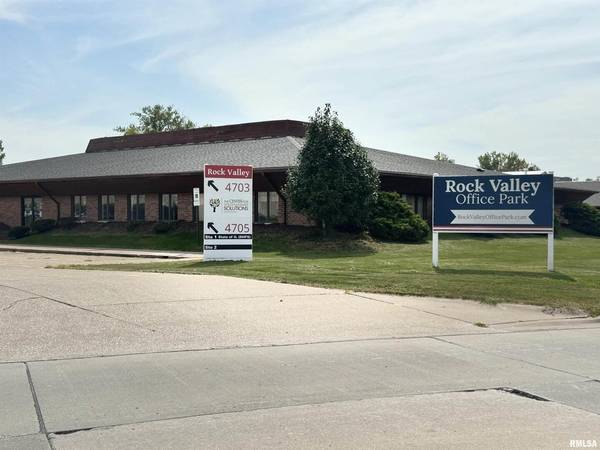 4711 44TH ST #Ste 2, Rock Island, IL 61201