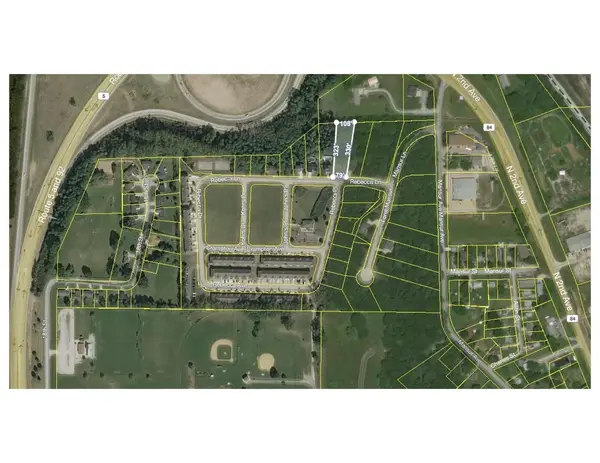 800 REBECCA LN, Carbon Cliff, IL 61239