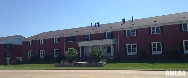 1035 LINCOLN RD #102, Bettendorf, IA 52722