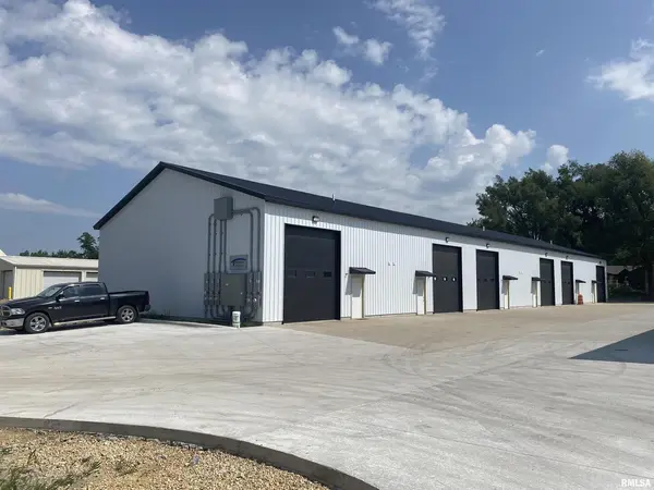 7205 HANCOCK CT #2C, Davenport, IA 52806