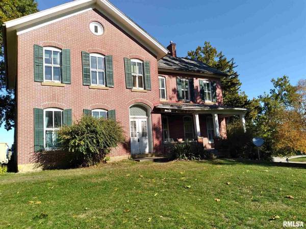 1018 8TH AVE, Fulton, IL 61252