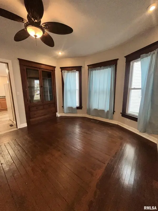 226 2ND AVE S, Clinton, IA 52732