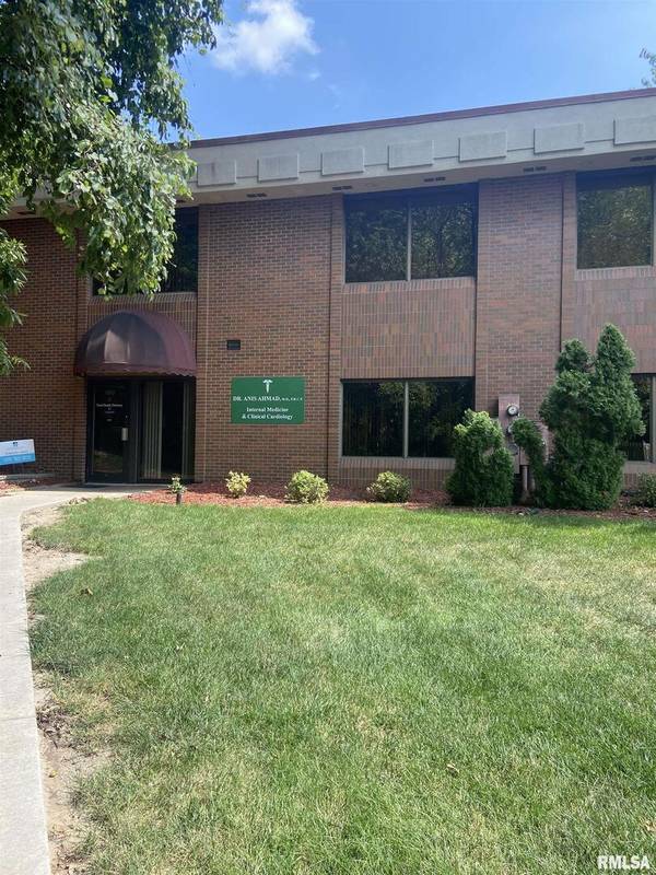 609 35TH AVE, Moline, IL 61265