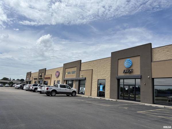 2900 S 25TH ST #Suite D, Clinton, IA 52732