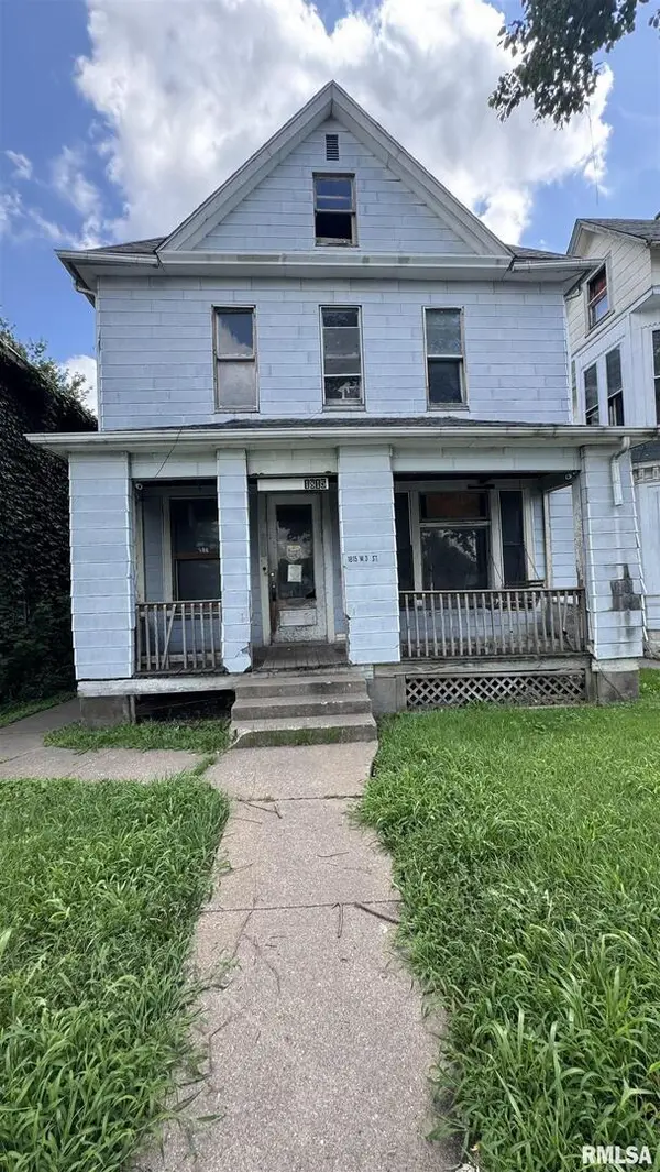 1815 W 3RD ST, Davenport, IA 52802