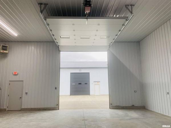 Address not disclosed, Davenport, IA 52806