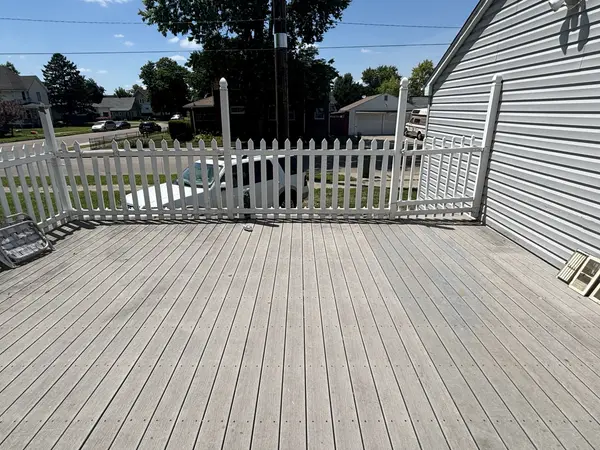560 S 4TH AVE, Clinton, IA 52732
