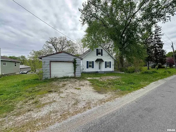 204 MAIN AVE, Matherville, IL 61231