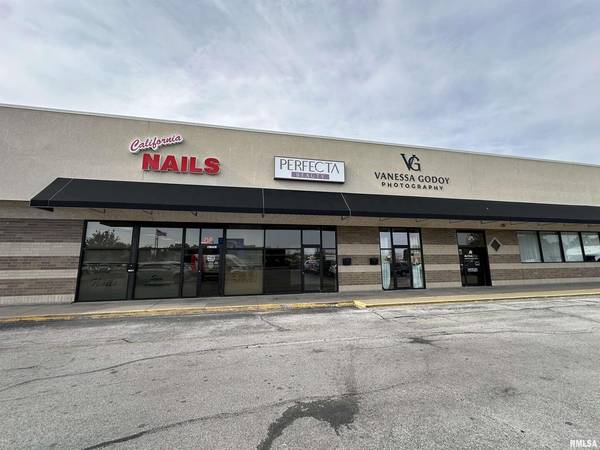 4011 AVENUE OF THE CITIES AVE #103, Moline, IL 61265