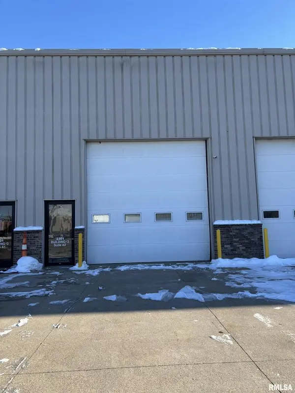 2301 MANUFACTURING DR #A2, Clinton, IA 52732