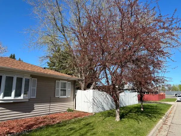 324 Maple AVE S, Thief River Falls, MN 56701