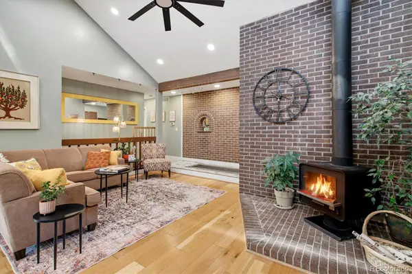 643 Brentwood ST, Lakewood, CO 80214