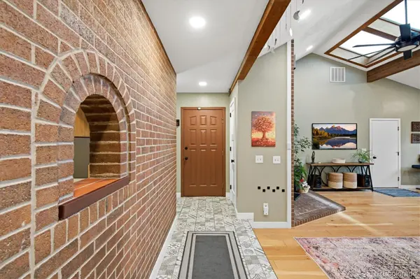 643 Brentwood ST, Lakewood, CO 80214