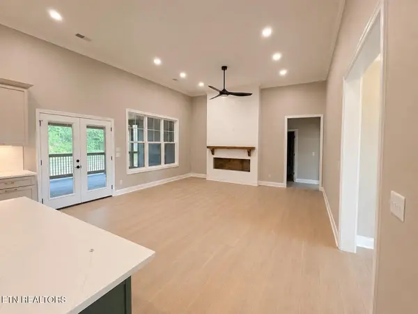 3530 McDonald Rd, Louisville, TN 37777