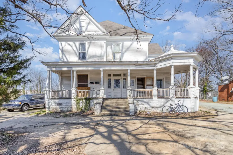 616 N Mebane ST, Burlington, NC 27217