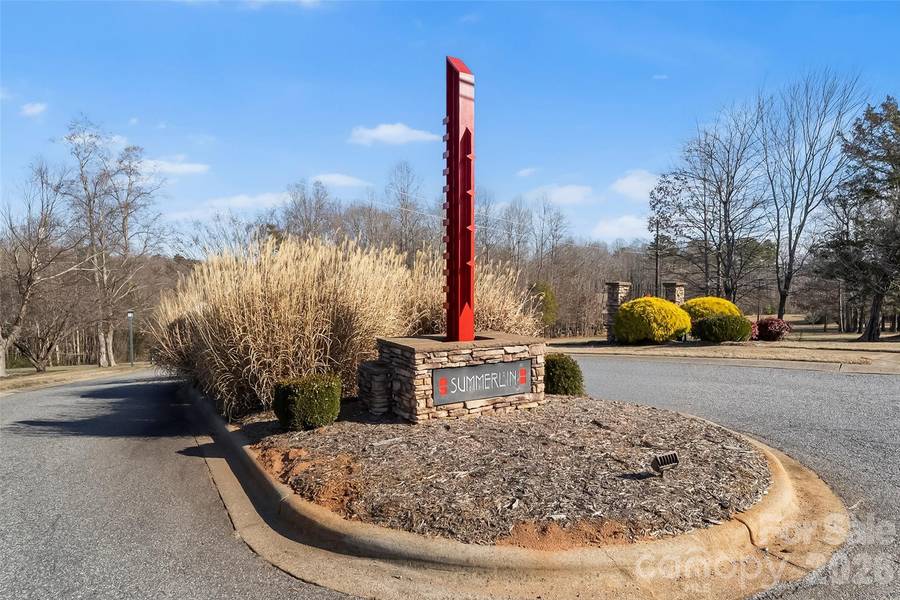 1625 Summerlin PL, Newton, NC 28658