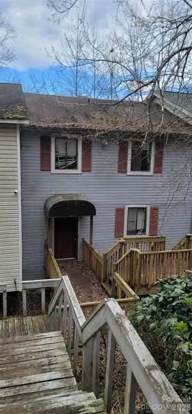 7882 Kinglet RD, Connelly Springs, NC 28612