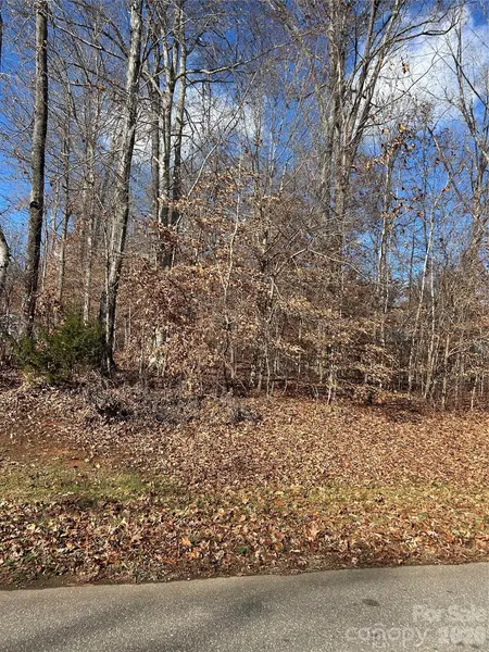 000 Waters Edge DR #78, Granite Falls, NC 28630