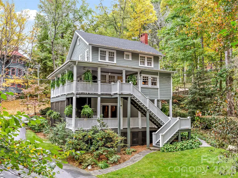 67 Cherokee RD, Asheville, NC 28801
